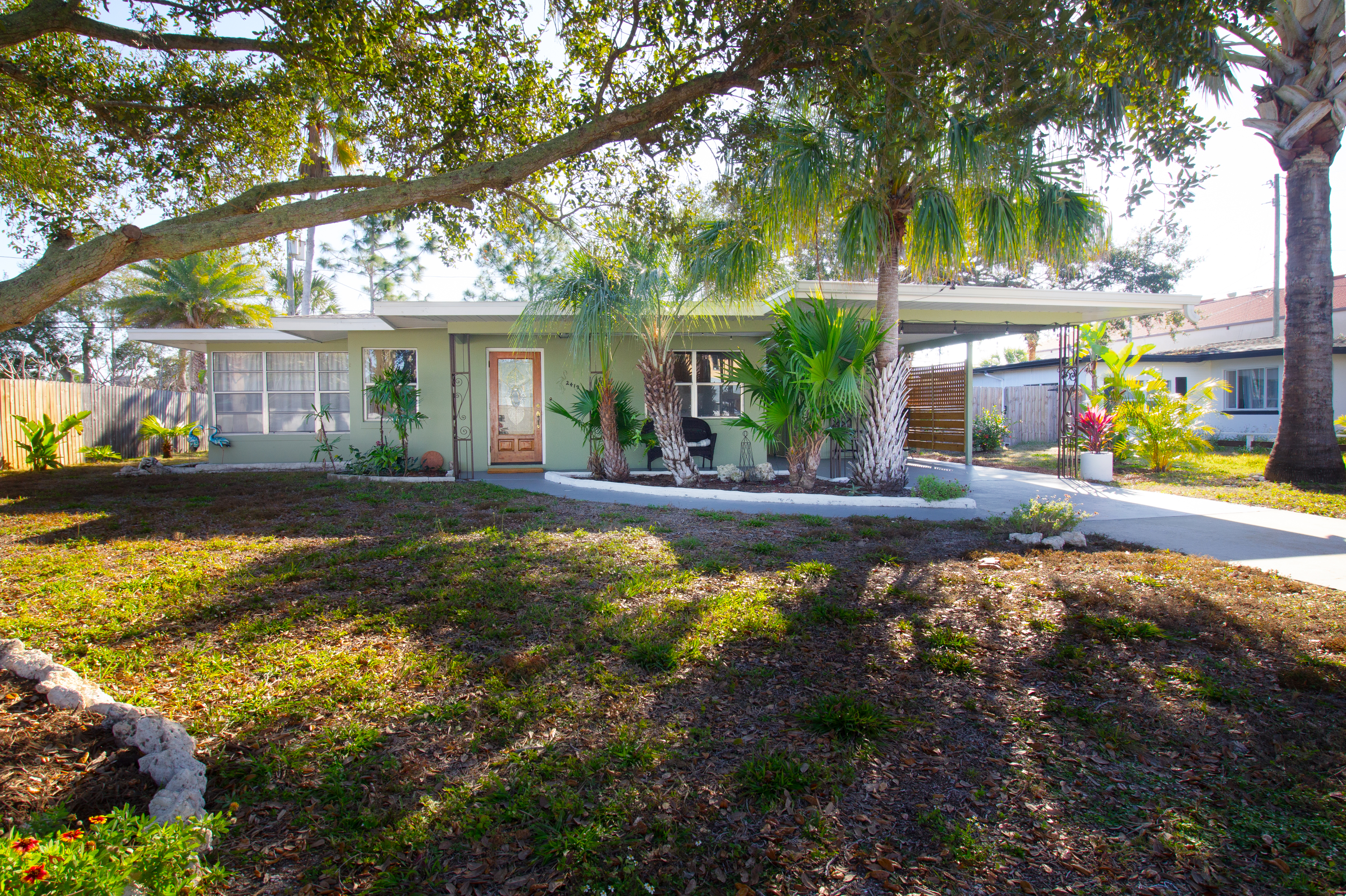 View of the front of the house and front yard